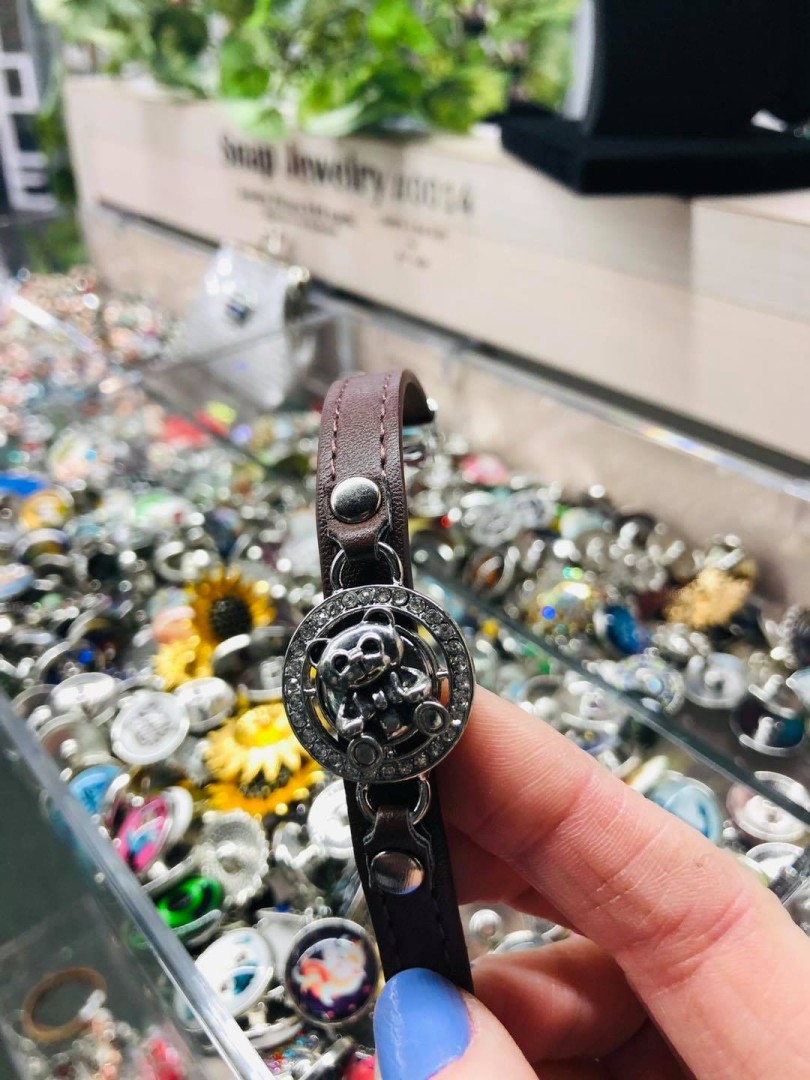 Almost famous jewelry sale
